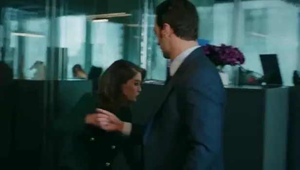 İZLE | Camdaki Kız 27. bölüm fragmanı: Nalan Sedat’tan boşanıyor
