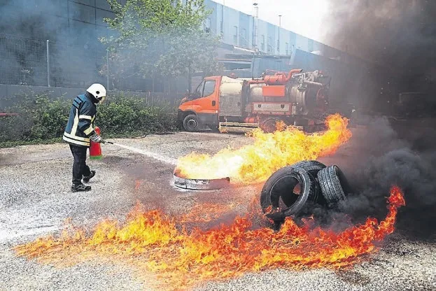 Rafet Ekmekçioğlu, yaptıkları çalışmaları anlattı.(Takvim Gazetesi)