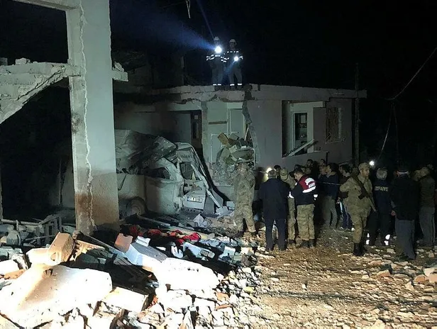 Son dakika: Hatay'da bir binada patlama meydana geldi-1