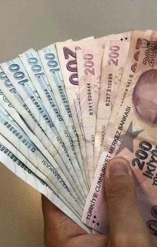 Emekliye bayram ikramiyesi ne kadar olacak? Bakan Bilgin'den canlı yayında son dakika açıklaması: 3600 ek gösterge, EYT...