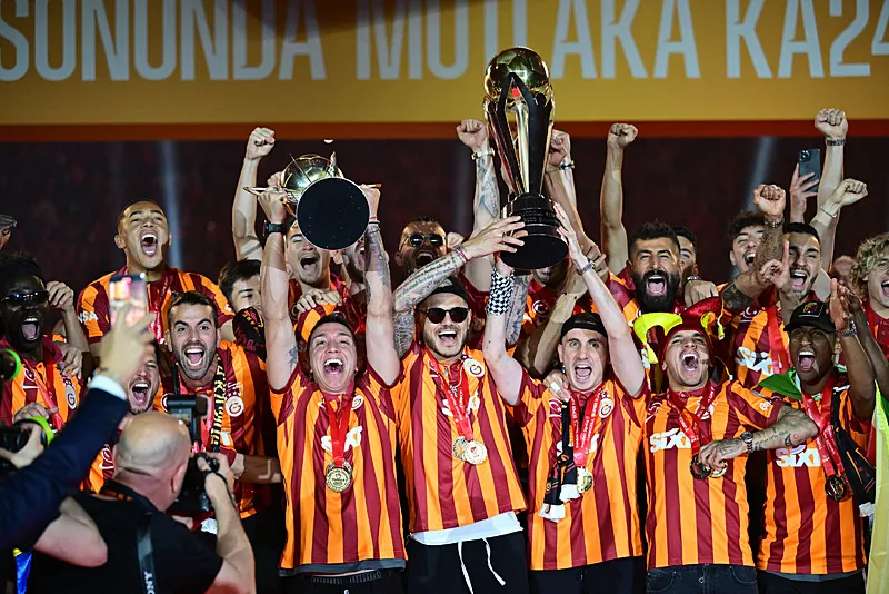 Çilek değil Portakal! EURO 2024'ün yıldızı Galatasaray'a geliyor - 14