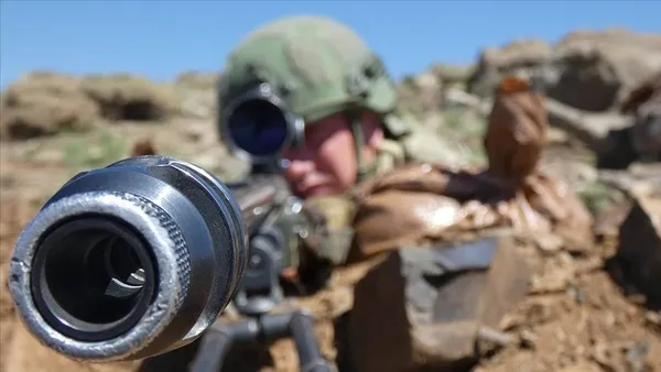 son-dakika-suriyenin-kuzeyinde-pkkypgye-buyuk-darbe-cok-sayida-terorist-olduruldu-1651129196494.jpg SON DAKİKA! Suriye'nin kuzeyinde PKK/YPG'ye büyük darbe! Çok sayıda terörist öldürüldü-7