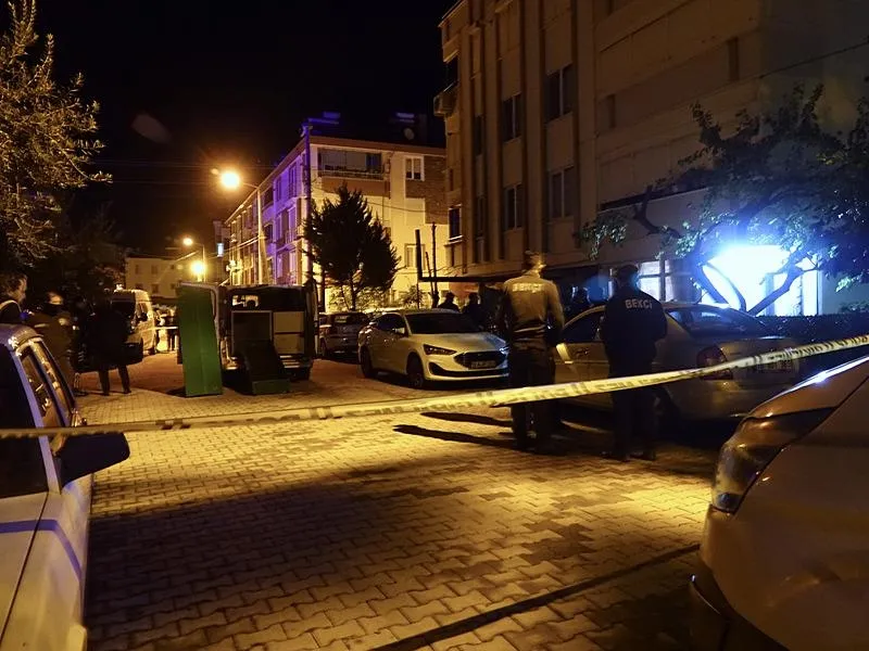 Balıkesir'de bir kişi evinde silahla öldürülmüş halde bulundu. (AA)