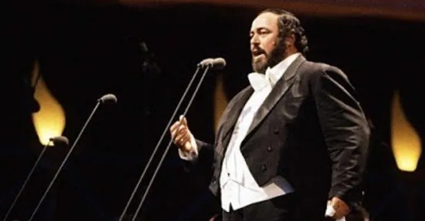 6 Eylül Hadi ipucu sorusu nedir? Luciano Pavarotti'nin elinde tuttuğu aksesuar nedir?