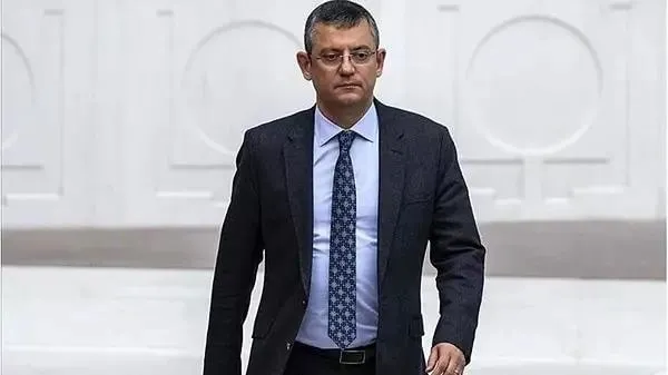 mansur-yavas-da-kemal-kilicdaroglunu-arkadan-bicakladi-meral-aksener-ile-surpriz-gorusme-1690230514762.jpeg Kılıçdaroğlu'na darbe üstüne darbe! Mansur Yavaş ve Meral Akşener'den sürpriz görüşme! Kulisler patladı: İYİ Parti'den aday mı oluyor?-3