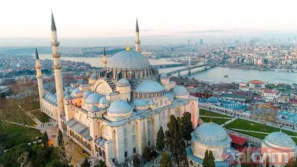 İlim Yayma Vakfı’ndan Süleymaniye Camii açıklaması: Mimarî siluetine uygun bir çalışma yapmıştır
