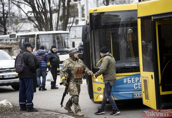 Rusya Ukrayna savaşında son durum! Kiev yakınlarındaki İrpin'de siviller çatışma arasında tahliye edilmeye çalışılıyor - 29