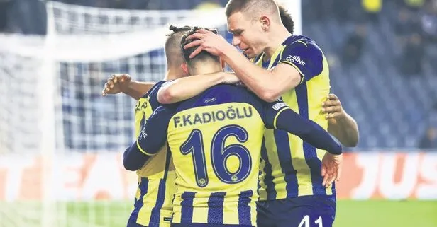 Fenerbahçe Konferans Ligi’nde kritik virajda! Kendi evinde kaybettiği Prag’a karşı deplasmana gidiyor