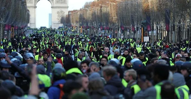 Sarı yelekliler yeniden sokaklarda! Fransa’daki sarı yelekliler kimdir? Sarı yelekliler ne istiyor?