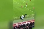 Fransa’yı öne geçiren Mbappe golü attıktan sonra sakatlandı