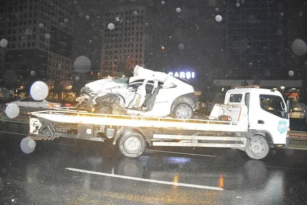 Son dakika: İstanbul'da gece yarısı yaşanan trafik kazasında ortalık savaş alanına döndü! 1 ölü 1 yaralı-3