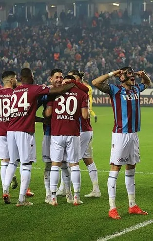 Trabzonspor, İstanbulspor'u dört farklı oyuncusunun golleriyle mağlup etti