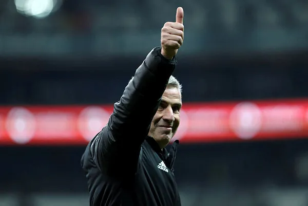 onder-karaveli-besiktas-goztepe-macinin-ardindan-gozyaslarina-hakim-olamadi-vazgecmeyen-bir-besiktas-var-1640292668641.jpg Önder Karaveli Beşiktaş Göztepe maçının ardından gözyaşlarına hakim olamadı: Vazgeçmeyen bir Beşiktaş var-2