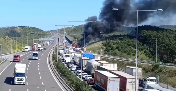 Kuzey Marmara’da tehlike çanları! Tır dorsesi alev topuna döndü...