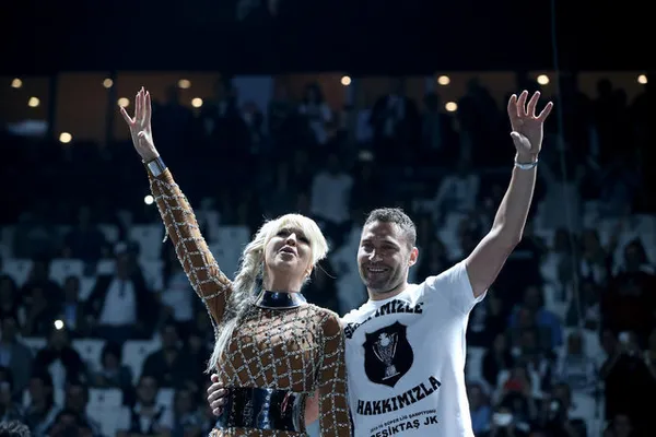 Sırp basını "Dusko Tosic’in eşi Jelena Karleusa’yı Aslı Enver’le aldattığını" yazdı! Jelena'dan fotoğraflı yanıt geldi!-5