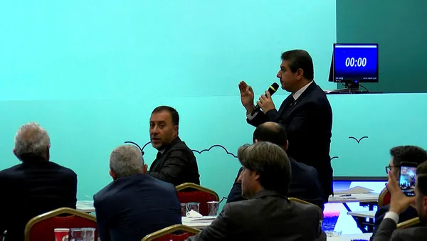 AK Partili Mehmet Tevfik Göksu: "Sayın Başkan İstanbul’dan giderken Büyükşehir Belediyesine 93 milyarlık borç bırakıp gidecek"-5