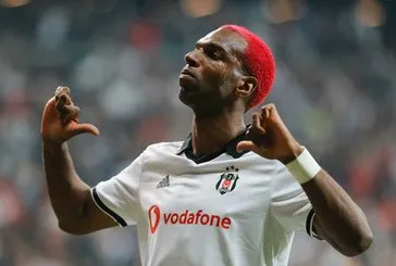 Ryan Babel futbolu bıraktığını duyurdu