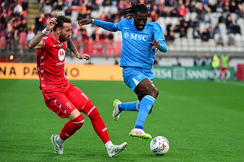 Fenerbahçe'ye tank gibi orta saha! Kanarya transferde fark yaratacak - 16