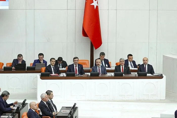 Son dakika | 2024 Merkezi Yönetim Bütçe Kanunu Teklifi TBMM’de kabul edildi