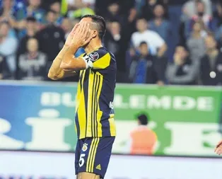Fener: 7 maç 6 gol  RVP: 7 maç 6 gol