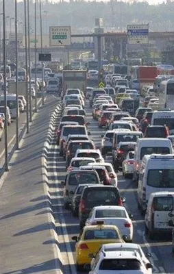 İstanbul'da yarın bu yollara dikkat!