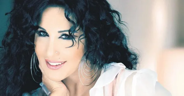 Nükhet Duru hız kesmeden konserlerine devam ediyor!