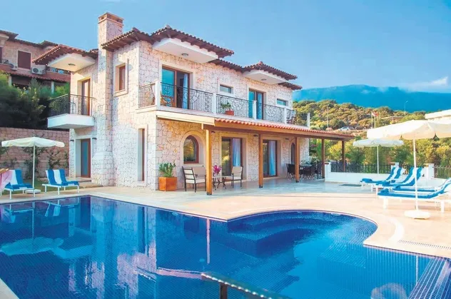 Kalkan’daki lüks villalara Coronavirüs’le birlikte ilgi arttı
