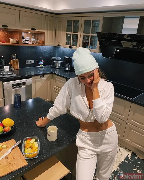 2 sene önce aldığı milyonluk villasına bakın! 29’luk Hande Erçel ev hallerini yayınladı! Hakan Sabancı’nın biricik aşkı... - 18