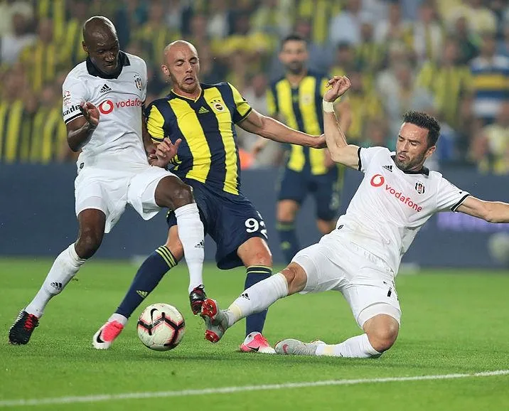 Fenerbahçe ve Beşiktaş, PFDK’ya sevk edildi