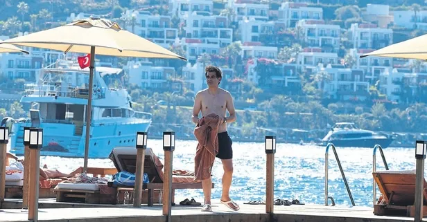 Cansel Elçin ve Zeynep Tuğçe Bayat, Bodrum’da oğullarıyla tatil keyfi yaptı