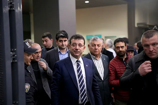 CHP'li Ekrem İmamoğlu'nun ulaşım zammı vatandaşı çıldırttı! "Aptal yerine koydu"