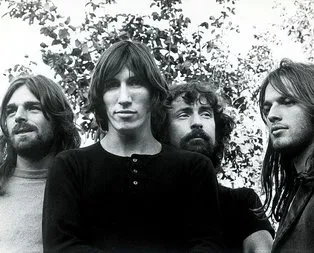 Pink Floyd korona salgını nedeniyle Youtube’dan özel yayınlara başladı