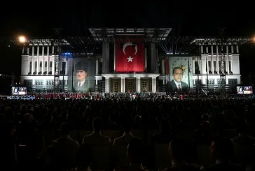 Külliye’de tarihi anlar!