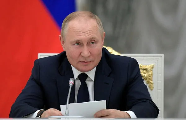 putinden-batiya-gozdagi-bizi-savas-alaninda-yenmek-istiyorsa-birakin-denesinler-1657225028679.jpg Putin'den Batı'ya gözdağı: Bizi savaş alanında yenmek istiyorsa, bırakın denesinler-2