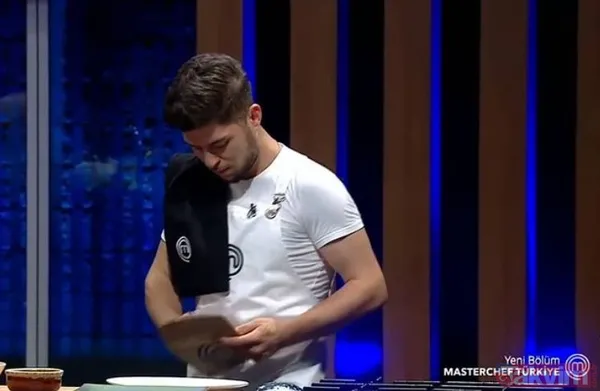 MasterChef'te duygusal anlar! Somer Sivrioğlu kendini tutamadı ağladı Mehmet Yalçınkaya'nın boğazı düğümlendi! Eski yarışmacı Hamza Mercimek... - 8