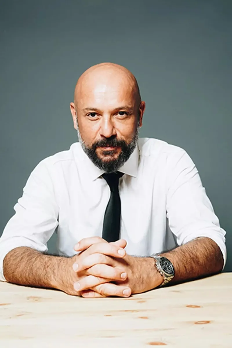 1714535268809.jpeg Kızıl Goncalar dizisini yerle yeksan edecek veda; Levent için acı final! Yeni başrol isim...-3