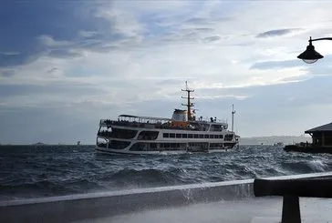 İstanbul’da vapur seferlerine lodos engeli