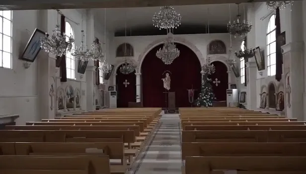 Mehmetçik Resulayn'da yaraları sarıyor! "Resulayn'da kiliseye insani yardım yapıldı"