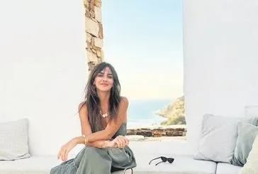 Keyifler yerinde! Sosyetik güzel Neslişah Alkoçlar Düzyatan sosyal medyada yorum yağmuruna tutuldu