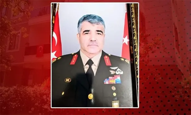 sehit-tuggeneral-sezgin-erdogan-son-yolculuguna-ugurlandi-1599759703348.jpg Şehit Tuğgeneral Sezgin Erdoğan son yolculuğuna uğurlandı!-2