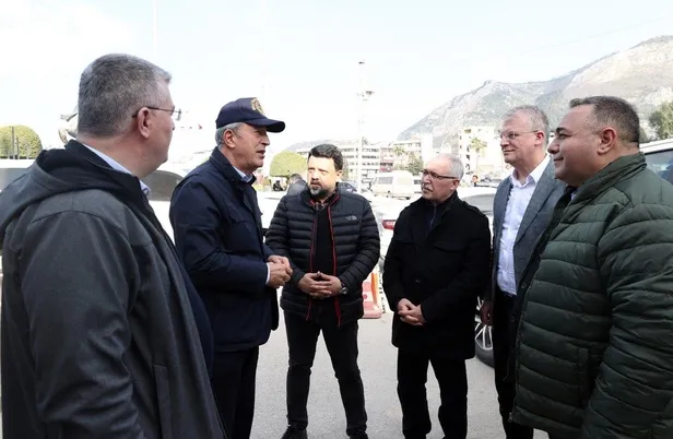 Milli Savunma Bakanı Hulusi Akar: "17 dakika içinde İnsani Yardım Tugayı'na 'hazır ol' emri verildi"-7