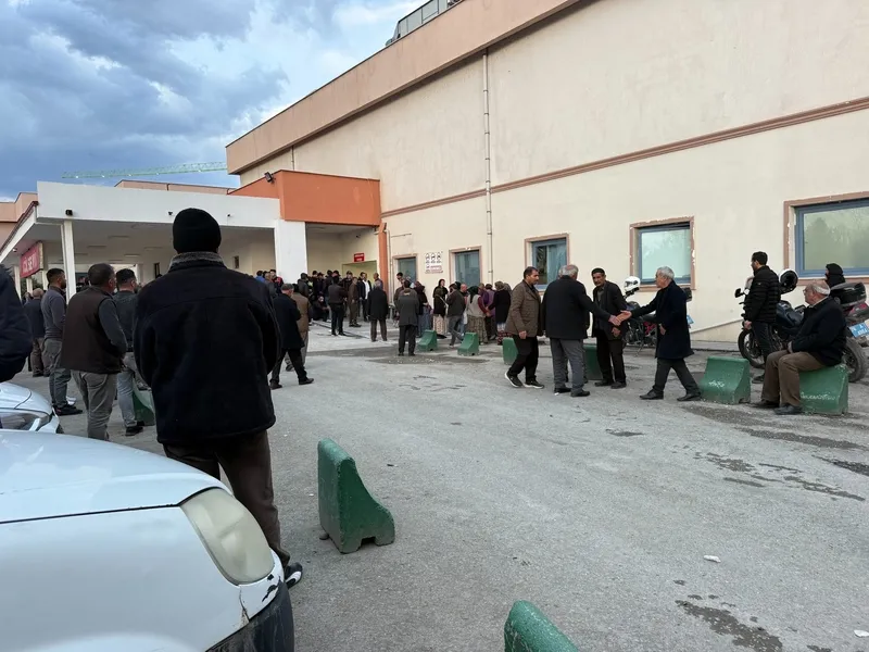 igdirda-aileler-arasi-silahli-kavga-2-olu-6-yarali-1775926910284.jpeg Iğdır'da aileler arası silahlı kavga: 2 ölü, 6 yaralı-3