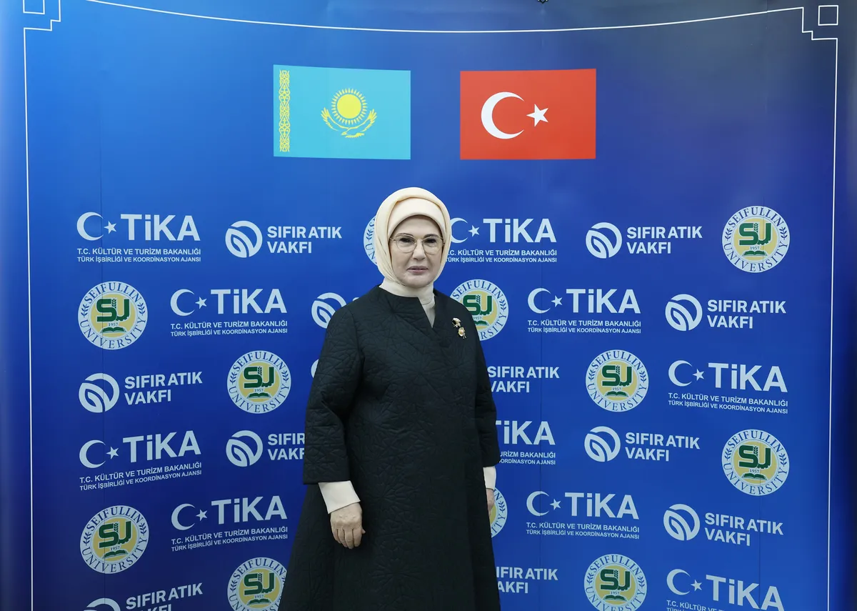 1778756393279.jpg Emine Erdoğan Kazakistan’da Sıfır Atık Eğitim Laboratuvarı'nın açılışını gerçekleştirdi | Tarımsal atıklar geri kazanılacak-4