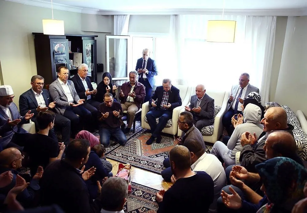 Erdoğan'dan şehit ailelerine ziyaret-3