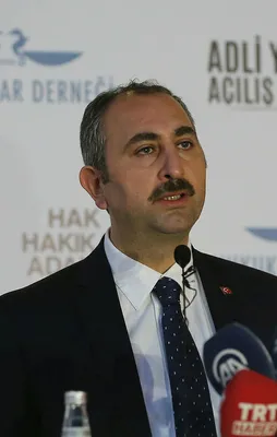 İşte FETÖ'den ihraç edilen hakim ve savcı sayısı!