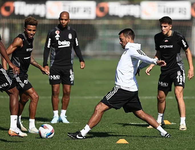 Kartal topbaşı yaptı