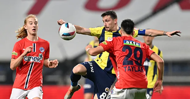 Fenerbahçe'de sakatlık! Eli kırılmasına rağmen kadroya alındı