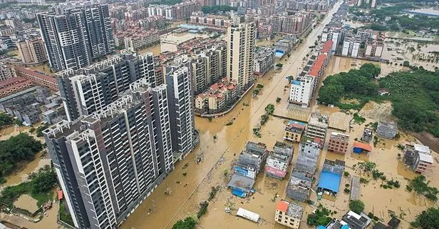 Çin’in Guangdong bölgesini sel vurdu: 100 yılın en yüksek seviyesi! On binlerce kişi tahliye edildi