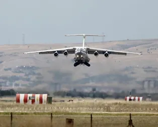 ABD medyasından S-400 yorumu: Türkiye tehditlere pabuç bırakmadı