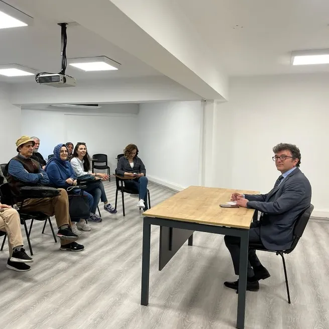 Okyanus ötesindeki firarilere selam gönderen CHPnin FETÖ tetikçisi adayı Yüksel Taşkına sert tepki: FETÖcülere payanda değil bu şehrin bu vekili olacaksın